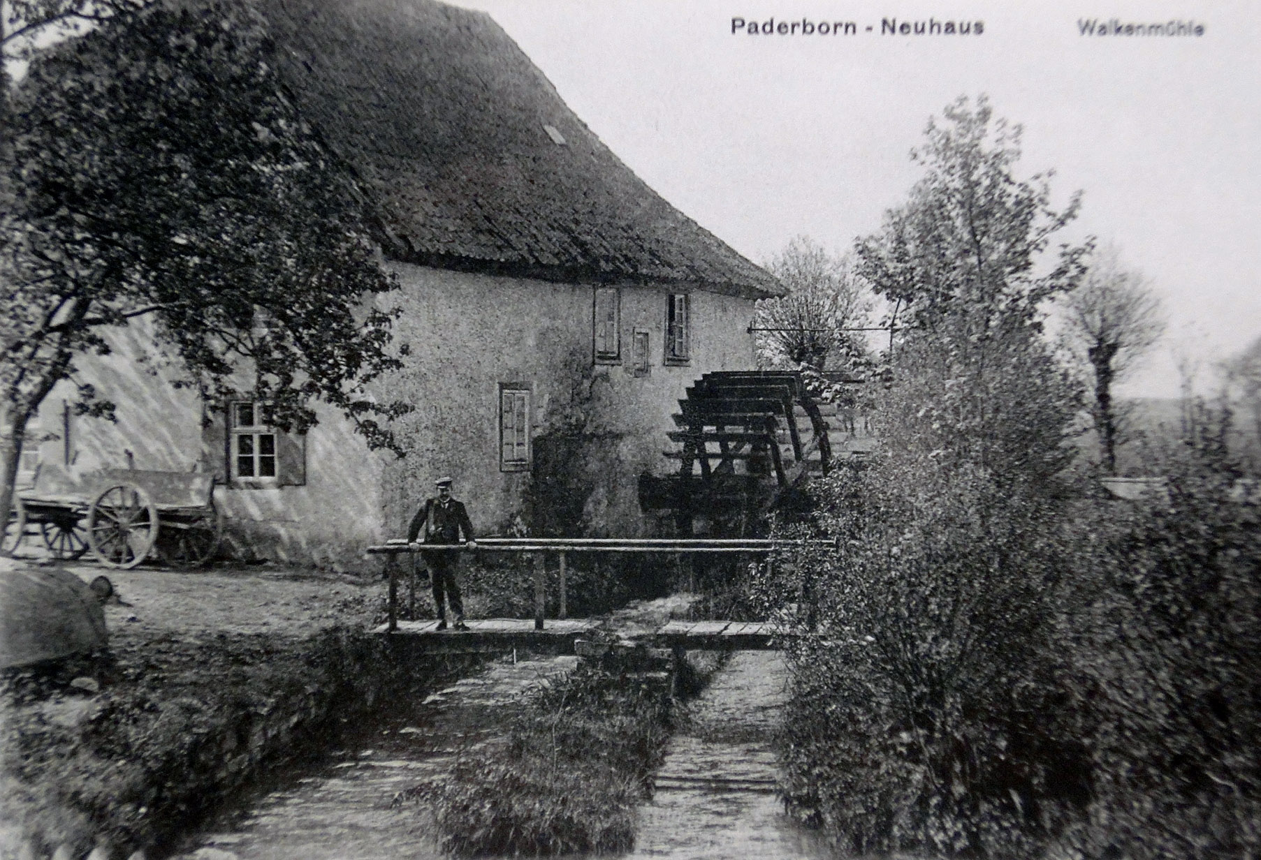 Neuhaus, Walkmühle vor 1926 (Stadt- und KreisA Pb, Repro einer Ansichtskarte,S-M4, Altertumsverein Paderborn)